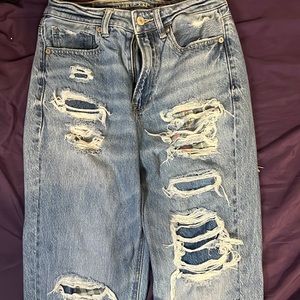 American Eagle Mom Jean